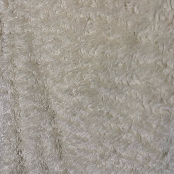 Soft Sherpa Pullover Sweatshirt - Picture 8 of 8